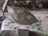 Ford Fiesta Sağ Ön Far