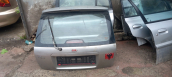 Kia rio station wagon bagaj kapağı