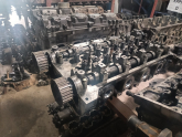 Oto Çıkma Parça / Renault / R 25 / Motor / Silindir Kapağı / Çıkma Parça 