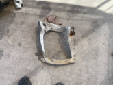 FORD TRANSIT SAĞ FAR BRAKETİ 7C1113K019