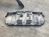 Oto Çıkma Parça / Mercedes / EQE / Motor / Alt Muhafaza / Çıkma Parça 