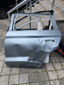 SKODA KAROQ SOL ARKA KAPI