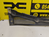Oto Çıkma Parça / Renault / Clio / Oto Cam / Ön Cam Izgarası / Çıkma Parça 