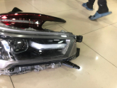 Oto Çıkma Parça / Toyota / Hilux / Far & Stop / Sağ Ön Far / Çıkma Parça 