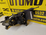 Oto Çıkma Parça / Renault / Taliant / Far & Stop / Sağ Ön Far / Çıkma Parça 