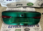 BMW G82 M4 Arka Bagaj Kapağı Hatasız Yeşil