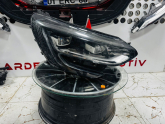 Oto Çıkma Parça / Renault / Megane / Far & Stop / Sağ Ön Far / Çıkma Parça 
