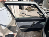 Oto Çıkma Parça / Renault / R 9 / Kaporta & Karoser / Sol Ön Kapı / Çıkma Parça 
