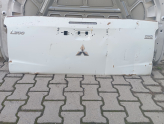 2018 2023 Mitsubishi L200 arka bagaj kapağı