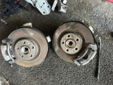 VOLVO XC40 2023 1.5 T2 32221357-32221356 SAĞ SOL TAŞIYICI