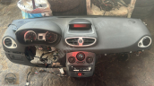Oto Çıkma Parça / Renault / Clio / Göğüslük & Torpido / Gösterge Paneli / Çıkma Parça 