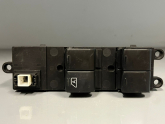 Oto Çıkma Parça / Nissan / Navara / Oto Cam / Cam Düğmesi / Çıkma Parça 