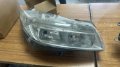 Oto Çıkma Parça / Opel / Insignia / Far & Stop / Sağ Ön Far / Çıkma Parça 
