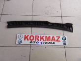 Oto Çıkma Parça / Mercedes / GLC / Oto Cam / Ön Cam Izgarası / Çıkma Parça 