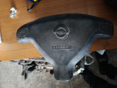 Opel corsa b sürücü airbag çıkma orjinal