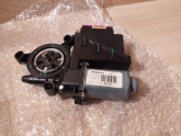 Oto Çıkma Parça / Volkswagen / Polo / Oto Cam / Cam Motoru / Çıkma Parça 