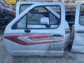 Oto Çıkma Parça / Nissan / Skystar / Kaporta & Karoser / Sağ Ön Kapı / Çıkma Parça 