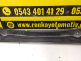 Oto Çıkma Parça / Renault / Clio / Oto Cam / Ön Cam Izgarası / Çıkma Parça 
