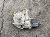 Oto Çıkma Parça / Ford / Focus / Oto Cam / Cam Motoru / Çıkma Parça 