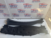 2025 Ford Tourneo Courier Ön Cam Izgarası