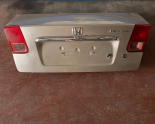 HONDA CİVİC 2002-2006 MODEL ORJİNAL ÇIKMA BAGAJ KAPAĞI