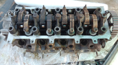 Peugeot 1.4 benzinli üst kapağı
