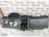 Oto Çıkma Parça / Renault / Clio / Göğüslük & Torpido / Komple Torpido / Çıkma Parça 