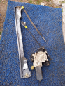 Oto Çıkma Parça / Renault / Clio / Oto Cam / Cam Krikosu / Çıkma Parça 