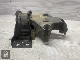 Oto Çıkma Parça / Renault / Kangoo / Motor / Takozu & Kulağı / Çıkma Parça 