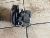Oto Çıkma Parça / Toyota / Hilux / Direksiyon / Direksiyon Pompası / Çıkma Parça 