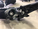 Oto Çıkma Parça / Toyota / Corolla / Far & Stop / Sağ Ön Far / Çıkma Parça 