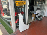 Oto Çıkma Parça / Mercedes / C Serisi / Kaporta & Karoser / Sağ Ön Çamurluk / Çıkma Parça 