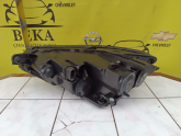 Oto Çıkma Parça / Volkswagen / Passat / Far & Stop / Sağ Ön Far / Sıfır Parça 