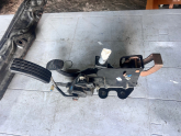 Oto Çıkma Parça / Renault / Megane / Koltuk & Döşeme / Pedal / Çıkma Parça 