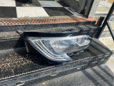 Oto Çıkma Parça / Renault / Taliant / Far & Stop / Sağ Ön Far / Çıkma Parça 