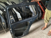 Oto Çıkma Parça / Volkswagen / Golf / Kaporta & Karoser / Sağ Arka Kapı / Çıkma Parça 