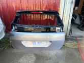 Peugeot 5008 bagaj kapağı