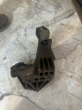 Oto Çıkma Parça / Opel / Corsa / Motor / Takozu & Kulağı / Çıkma Parça 