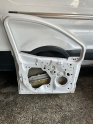 Oto Çıkma Parça / Ford / Tourneo Courier / Kaporta & Karoser / Sol Ön Kapı / Çıkma Parça 