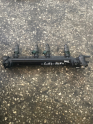 Oto Çıkma Parça / Volkswagen / Golf / Motor / Enjektör Kütüğü / Çıkma Parça 