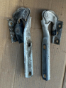 Oto Çıkma Parça / Volkswagen / Passat / Kaporta & Karoser / Kaput Menteşesi / Çıkma Parça 