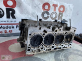Oto Çıkma Parça / Volkswagen / Passat / Motor / Silindir Kapağı / Çıkma Parça 