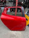 Renault clıo 4 kırmızı renk arka sağ kapı