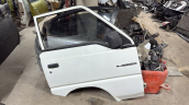Mitsubishi L200 sağ ön kapı 15.000