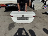 FİAT EGEA BEYAZ BAGAJ KAPAĞI ORJINAL BOYASIZ DOLU