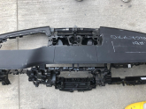 Oto Çıkma Parça / Land Rover / Range Rover / Göğüslük & Torpido / Komple Torpido / Çıkma Parça 