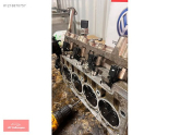 Oto Çıkma Parça / Volkswagen / Passat / Motor / Silindir Kapağı / Çıkma Parça 