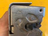 Oto Çıkma Parça / Ford / Transit / Kaporta & Karoser / Kapı Kilidi / Çıkma Parça 