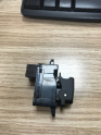 Oto Çıkma Parça / Hyundai / i20 / Oto Cam / Cam Düğmesi / Sıfır Parça 