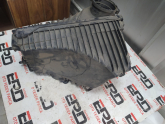 Oto Çıkma Parça / Volkswagen / Touareg / Filtre / Hava Filtresi Kutusu / Çıkma Parça 